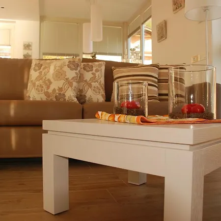 Residenza Simona Appartamento Mezzegra