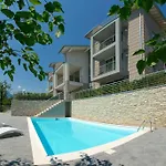 Residenza Simona Διαμέρισμα Mezzegra