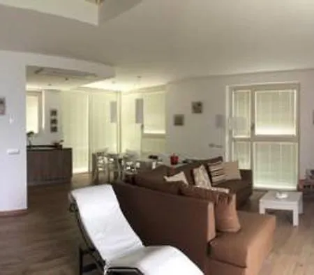 Apartment Simona Mezzegra